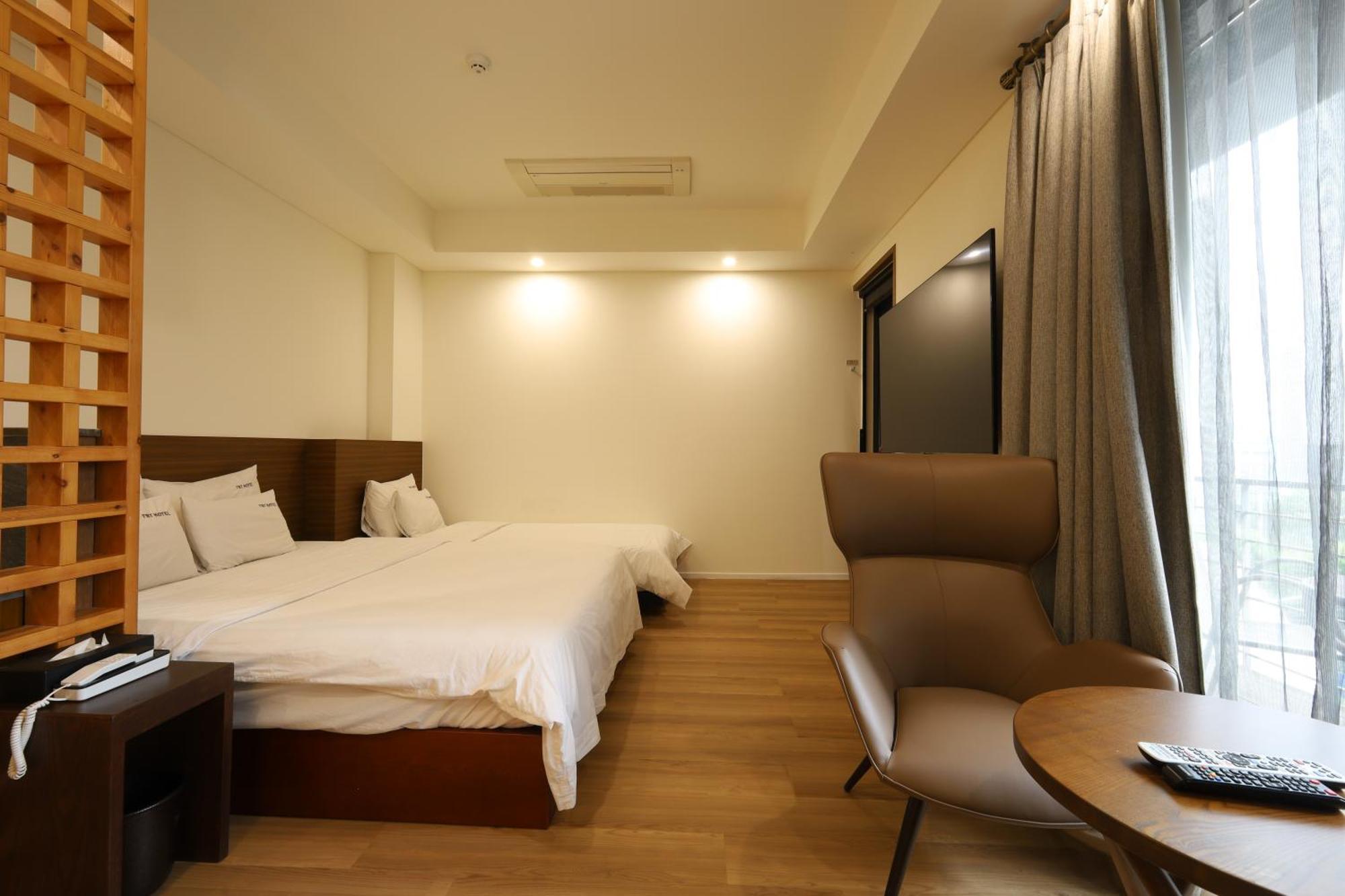 Trt Hotel Busan Exterior photo