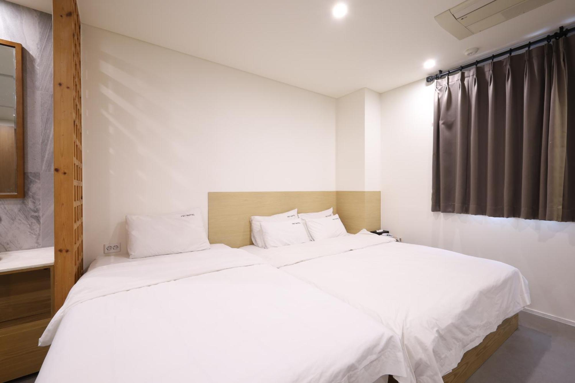 Trt Hotel Busan Exterior photo