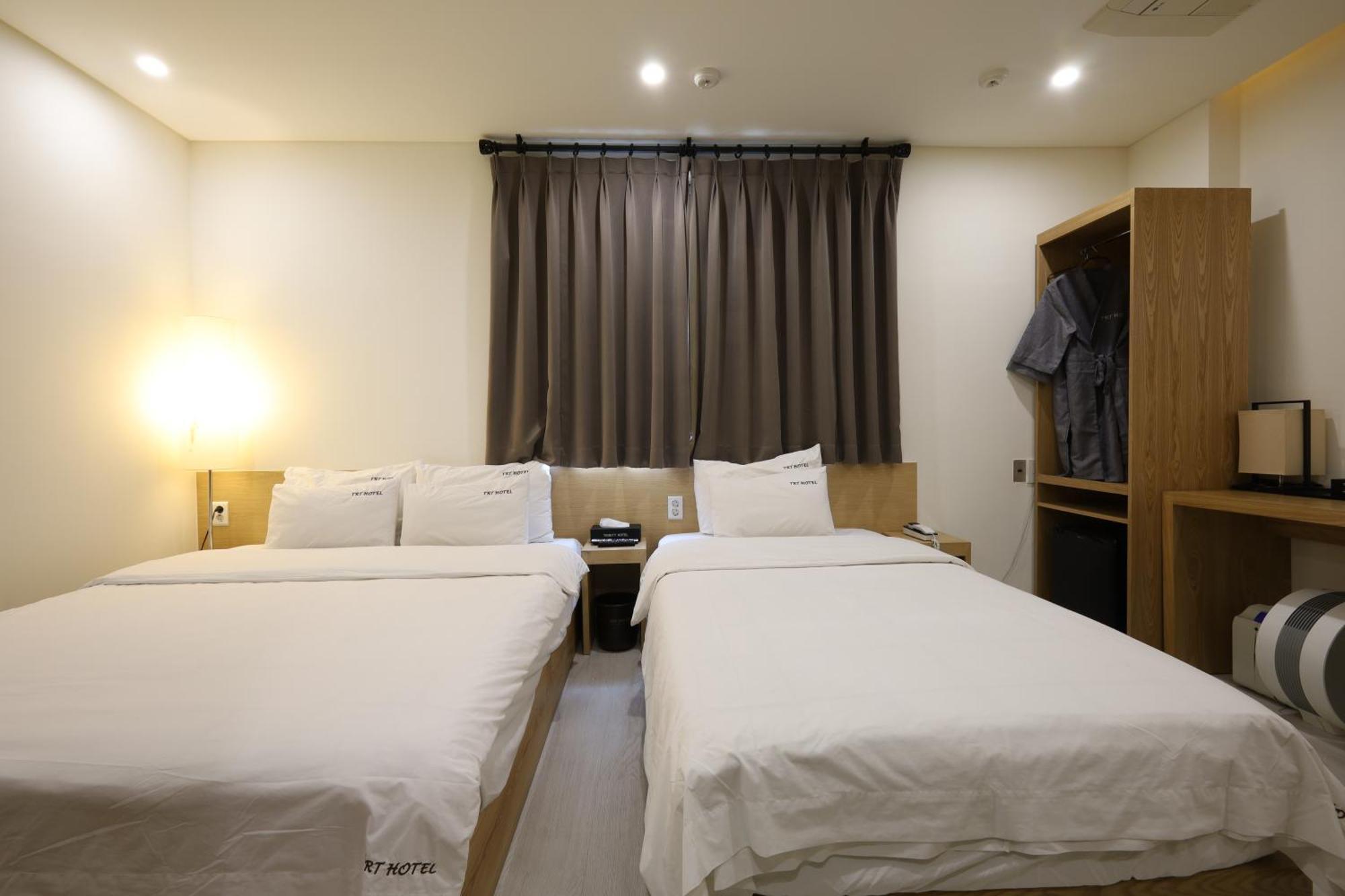 Trt Hotel Busan Exterior photo